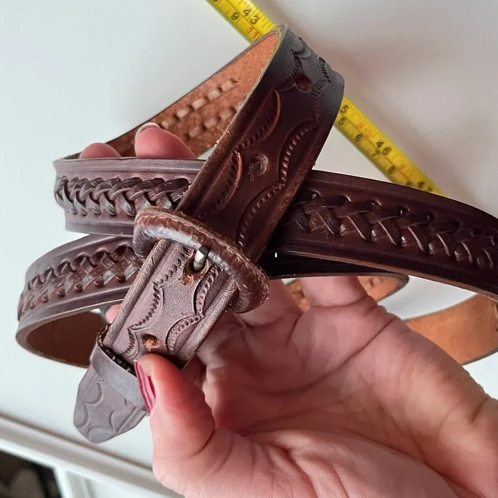 VTG Cinturones Reynaga Mexico Hand Tooled Leather Belt 44